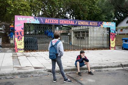 Muchos fanáticos se quedaron con las ganas de disfrutar de la tercera jornada del festival