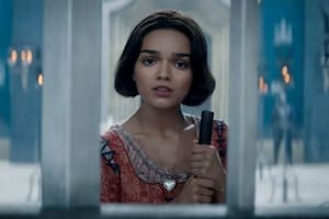 Muchos han criticado el color de su piel, que no es "tan blanca" como dice la historia