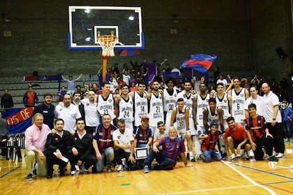 Muchos hinchas acompañaron a San Lorenzo en España, donde el equipo dejó una huella
