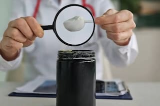 Es médico en Los Ángeles y advierte por los suplementos antiparasitarios para humanos