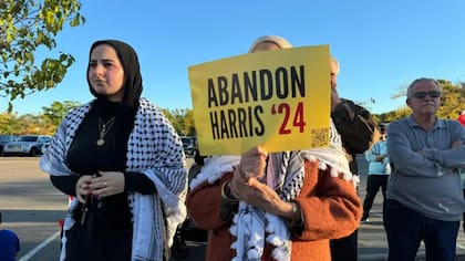 Muchos votantes de origen árabe dicen que no votarán en noviembre