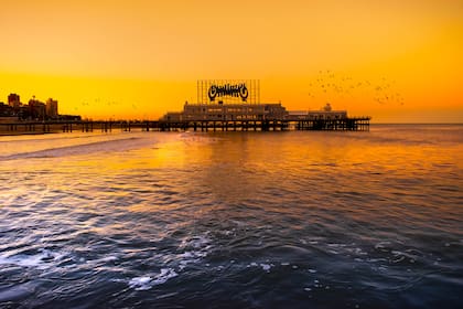 Muelle de Mar del Plata al atardecer