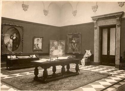 Muestra inaugural de la galería Van Riel, en 1924