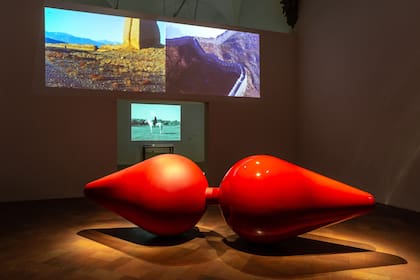 Una de las obras que se exponen en la muestra retrospectiva de Abramovic en el Palacio Strozzi, en Florencia