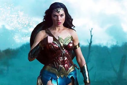 Mujer Maravilla o más reconocida como "Wonder Woman"