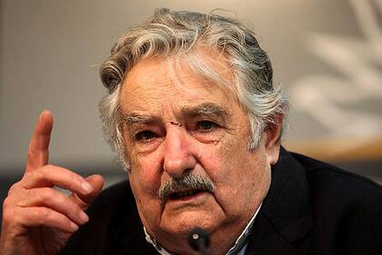 Mujica: "Sí, me voy para mi casa, pero no me voy de la política"