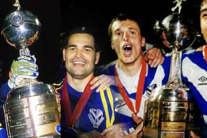 Multicampeón en el inolvidable Vélez de los 90, con Chilavert y la Copa Libertadores 