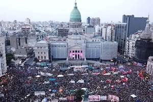 Miles de mujeres marcharon contra la violencia machista y a favor del aborto