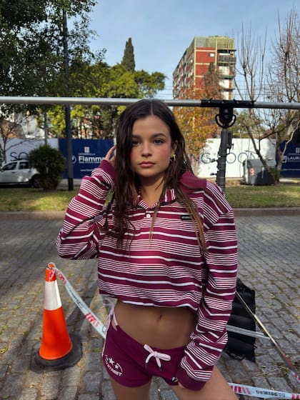 Muna Pauls compartió con sus seguidores las fotos de la campaña de moda que protagonizó (Foto: Instagram @munapaulscherri / @47street)