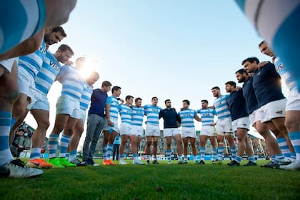 Tiempo de replanteo para los Pumas, cargados de inconvenientes dentro y fuera del campo de juego