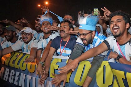 Los hinchas de Argentina Fans Qatar fueron los más ruidosos en la puerta de la concentración