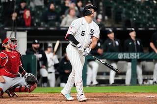 Murakami pega un jonrón de tres carreras y los Medias Blancas vencen 8-7 a los Angelinos