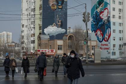 Mural en honor a los trabajadores de la salud en Samara