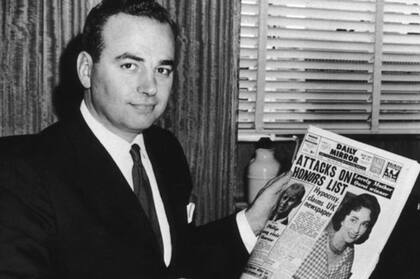 Murdoch siempre mostró un talento natural para un periodismo popular y sensacionalista
