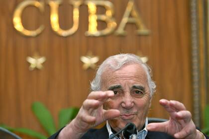 Octubre de 2006, durante una conferencia de prensa en La Havana, Cuba, mientra grababa un disco con el pianista y compositor cubano Chucho Valdés