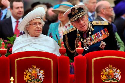 Nunca fue coronado rey porque, según la ley británica, este título solo puede ser aplicado a monarcas, no a sus parejas