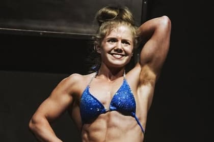 Jodi, una apasionada del culturismo, comenzó a posicionarse como una promesa en la disciplina en 2024, tras lograr el tercer puesto en la NPC Battle de Texas