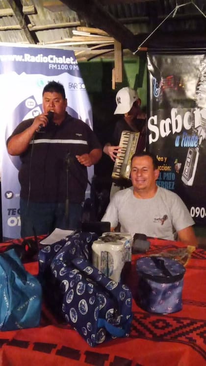 Murió un cantante de cumbia en un accidente en la autopista Rosario-Santa Fe.