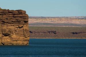 Murió un pescador que cayó por un acantilado en cercanías a El Chocón