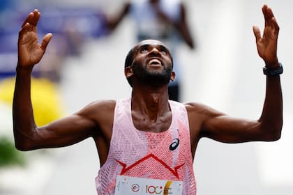 Muse Gizachew, el ganador de la carrera San Silvestre, en San Pablo