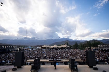 Música electrónica y paisaje cordillerano, un fin de semana a todo ritmo