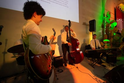 Música en la inauguración de la Fundación Larivière Fotografía Latinoamericana.