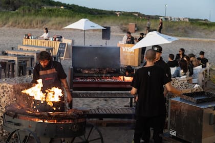 Musica, gastronomía y sunsets únicos de la mano de Visa Signature en Costa Esmeralda.