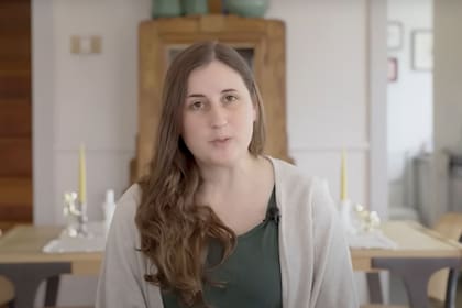 Myers se compró una casa con su pareja y se dividen los gastos del hogar (CNBC)