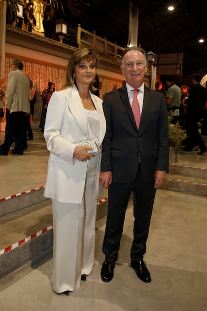 Myriam Levi y Gustavo Weiss, presidente de la Cámara Argentina de la Construcción.