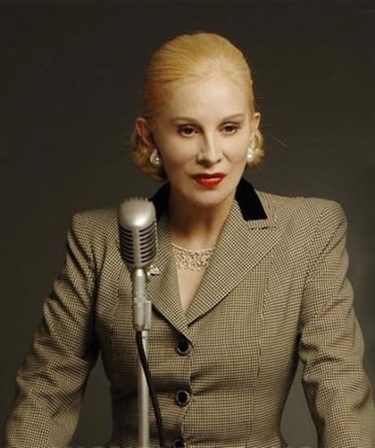Nacha Guevara interpretó a Evita durante distintos momentos de su carrera. Por ejemplo, en el musical 'Eva, el gran musical argentino' que fue estrenado en 1986.