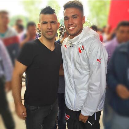Nacho Falcón junto a Sergio 'Kun' Agüero en Villa Dominico, durante su etapa en las divisiones inferiores de Independiente.