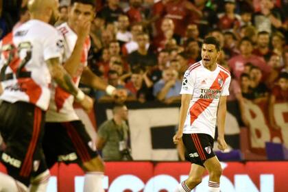 Nacho Fernández celebra su gol