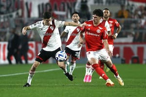 Mientras intenta retener a sus figuras, River se juega la continuidad en la Libertadores en territorio enemigo, ante inter