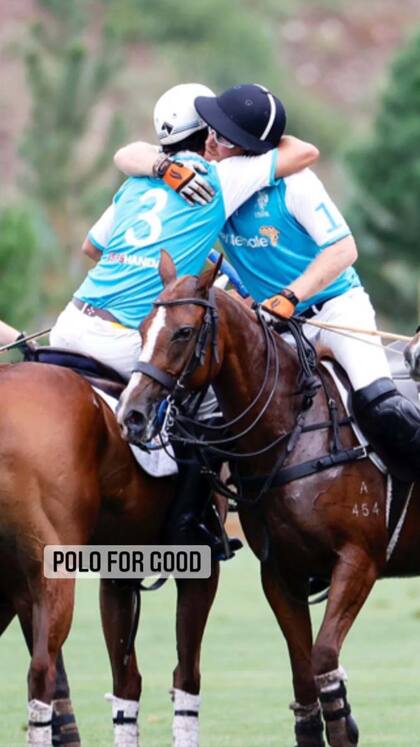 Nacho Figueras y el príncipe Harry, fundidos en un abrazo en la Sentebale Polo Cup 2021