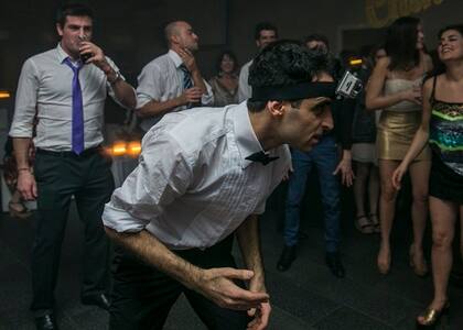 Nacho filmó con la GO PRO de su hermano, en pleno casorio. También filmó así todos los peces de México. Es fan