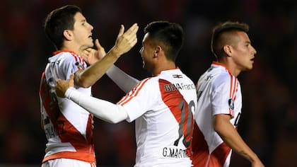 Nacho marcó el 3-2 y lo festejó con Pity Martínez