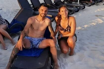 Nacho Scocco disfruta de la arena; el goleador volvió a a aparecer en momentos importantes