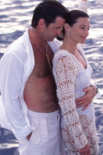 Nacida en Waikiki, Hawái, Keely comenzó su carrera como modelo para después dedicarse de lleno al periodismo y la televisión. Hoy, la pareja disfruta sus días entre sus residencias de California, Irlanda y Kauai, Hawái. “Encontré una gran mujer en ella. Ni aunque buscara un millón de veces encontraría a alguien tan bueno”, dijo una vez el irlandés.