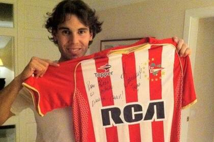Nadal con la camiseta del Pincha