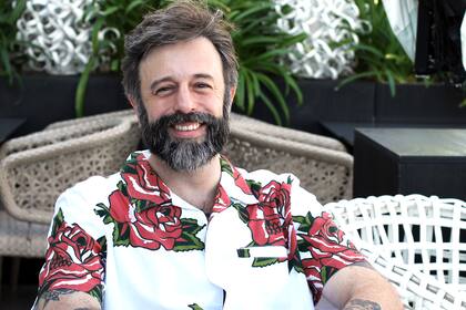 Nadal Suau: “Ir muy tatuado no significa pedir por favor que te miren y mucho menos que te juzguen y te valoren en voz alta en cuanto les da la gana”