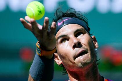 Nadal sufrió algunos dolores, pero ganó y volverá a jugar contra Federer.