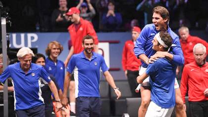 Nadal y Federer celebran el triunfo en la Laver Cup