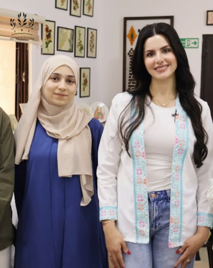 Nadeen Ayoub, primera Miss Universo Palestina de la historia, es activista social (Instagram/@misspalestine_org)
