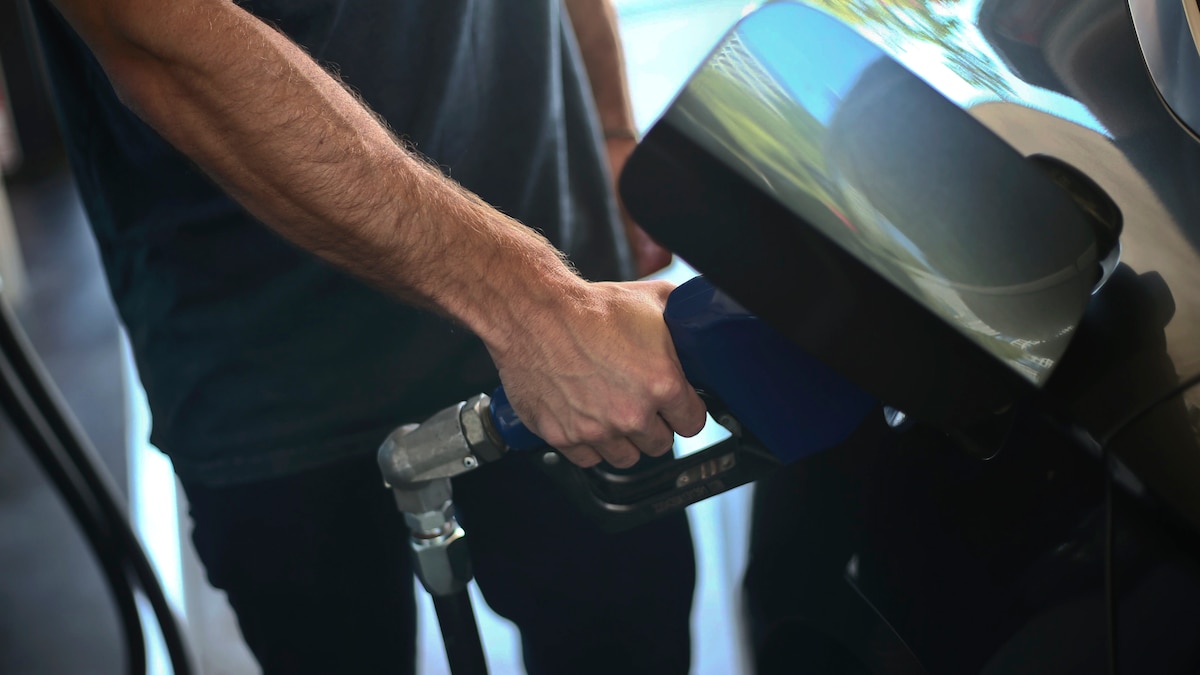 Nafta y gasoil: cómo aprovechar los descuentos de hasta el 30% y reintegros durante marzo