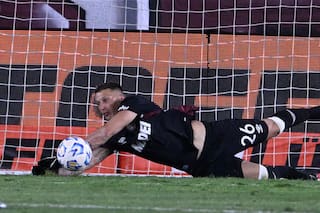 Venía de sufrir golazos y se desahogó siendo figura: “Quiero dedicarle el triunfo a la psicóloga del club”