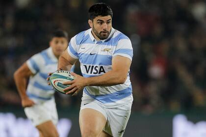 Nahuel Tetaz Chaparro fue la primera baja en la lista de los Pumas, por una lesión; al poco tiempo se le sumó Santiago Grondona.
