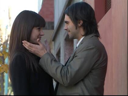 Nancy Dupláa con Gonzalo Heredia en una escena de la novela Socias