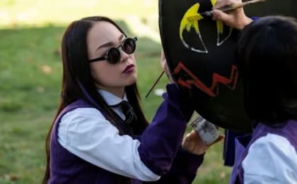 Naomi J. Ogawa, la actriz que daba vida a Yoko Tanaka en Merlina