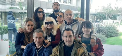 Napolitano junto a su familia, con quien mantenía un vínculo cercano hasta el final