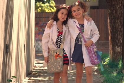 La saga sobre la vida de una chica de ocho años, que vendió 1,5 millones de ejemplares, impulsó a dos directores a transformarla en una película